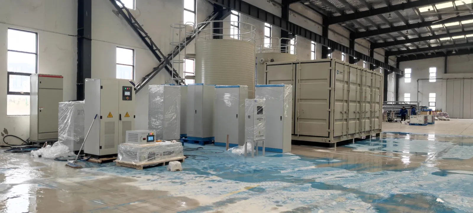 2 MW bidirectional DC/DC cabinet for Singapore microgrid